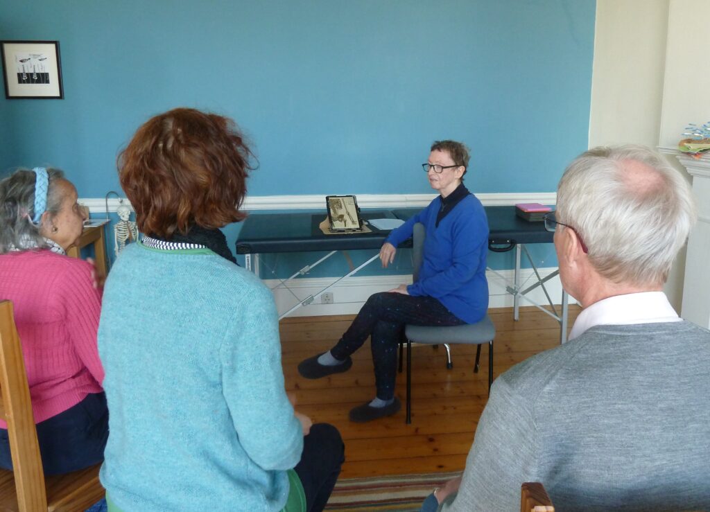 Photo of Alexander teacher, Sandra at Edinburgh Alexander Training School teaching living anatomy